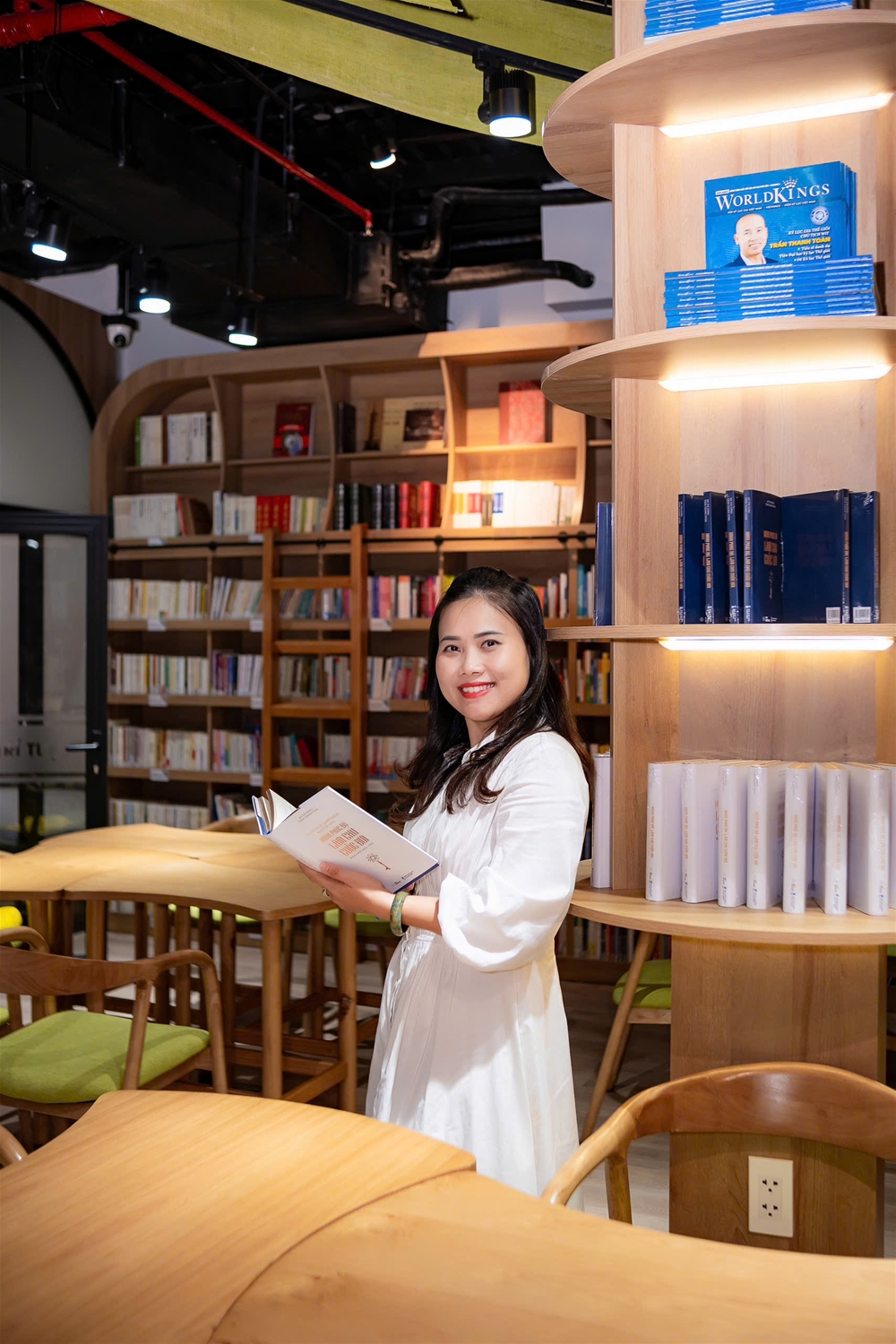 Nguyễn Huỳnh Hiên - Đọc Sách
